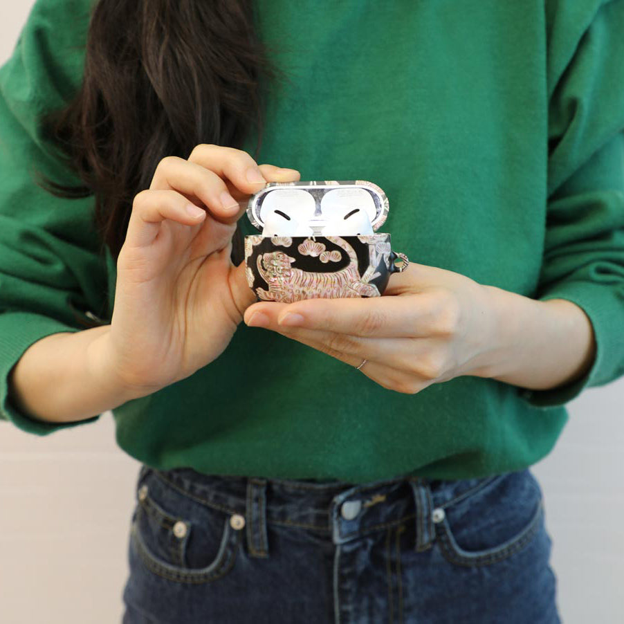 Korean National Museum AirPods Pro Case