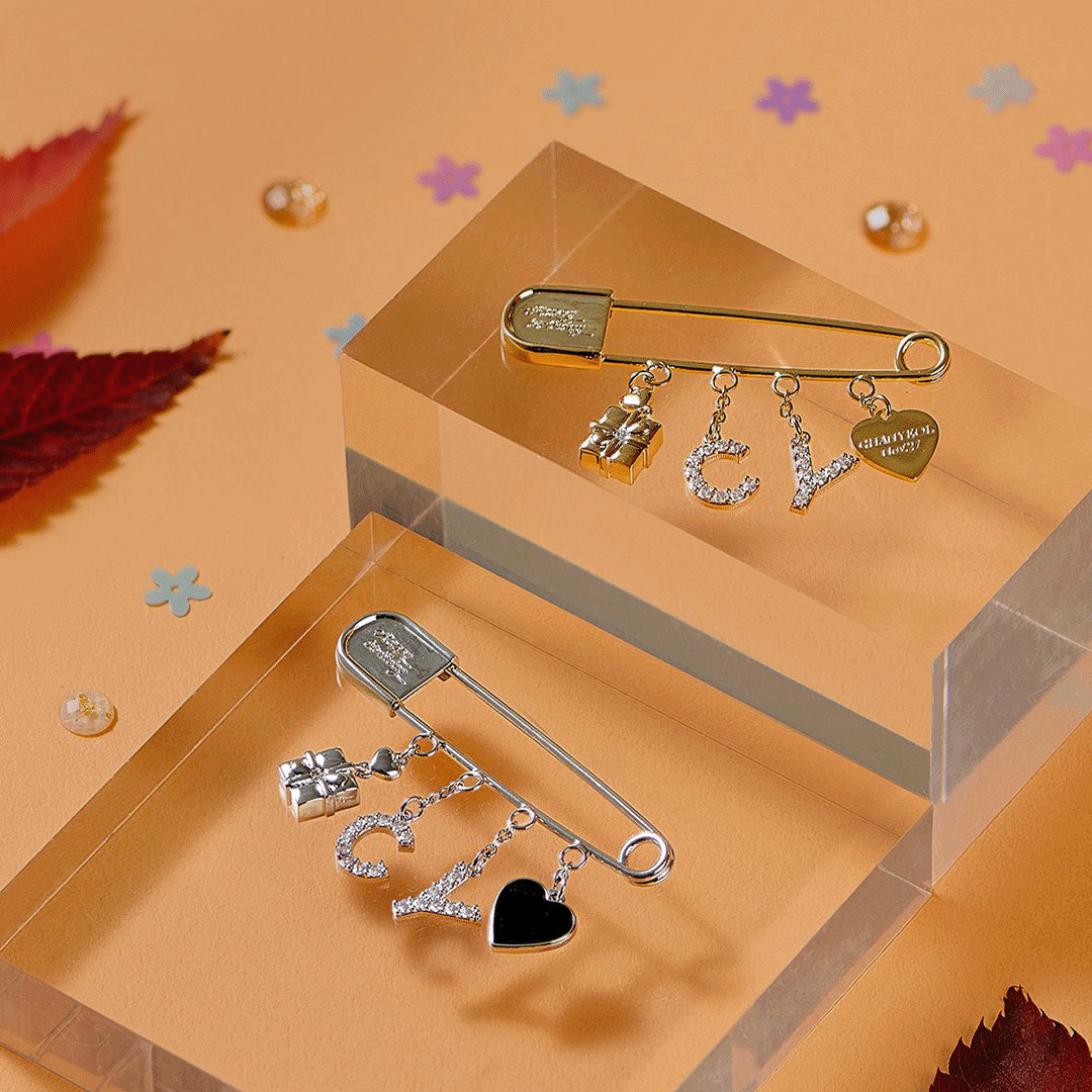 EXO CHANYEOL Artist Birthday Brooch & Birthday Card
