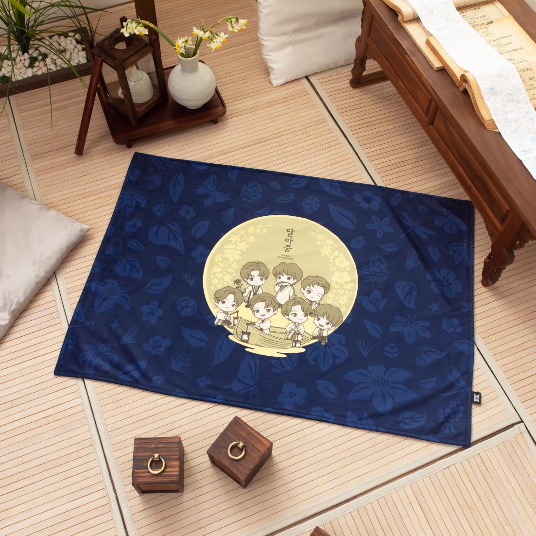 BTS TINY TAN DALMAJUNG Blanket