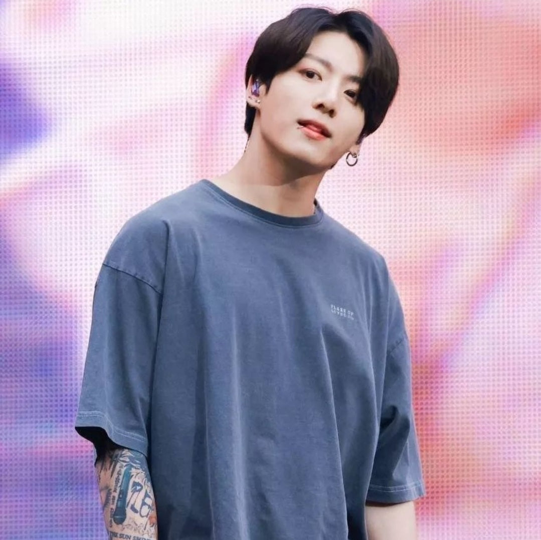 Reversible String T-Shirt worn by BTS Jungkook