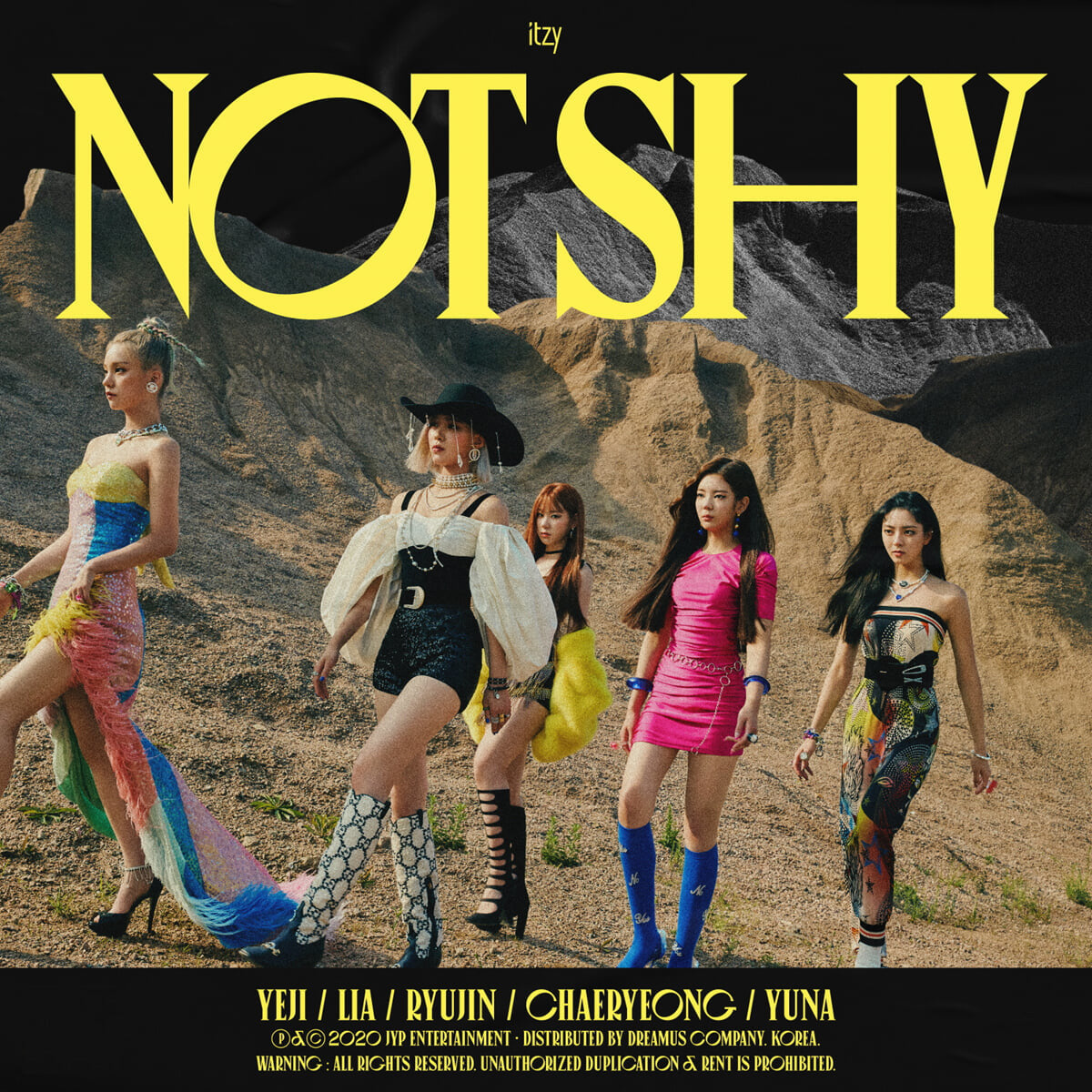 ITZY 3rd Mini Album : NOT SHY (Random Ver)