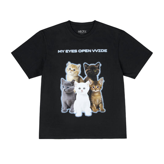 MEOVV [MY EYES OPEN VVIDE] Team MEOVV T-Shirt