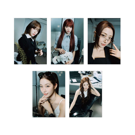 LE SSERAFIM [2026 Season’s Greetings: Holiday House] 3D Poster