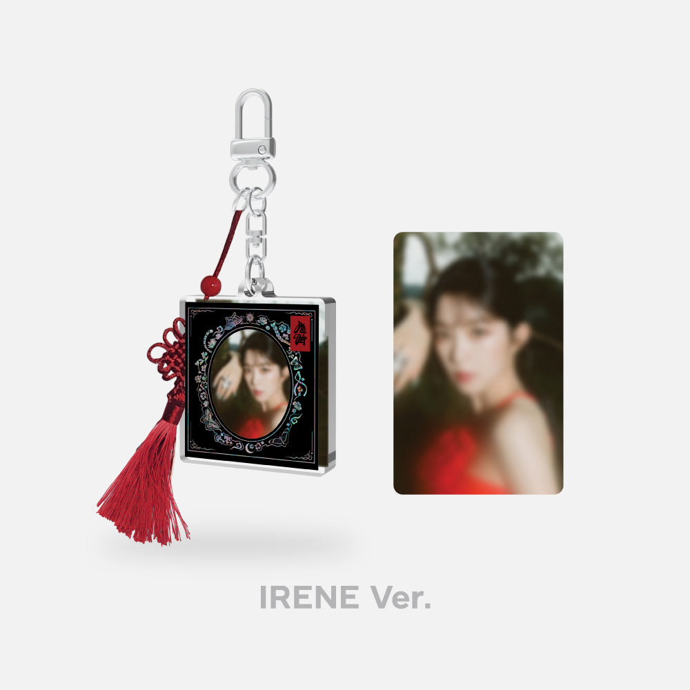 RED VELVET [Chill Kill: BLACK] Solid Photo Keyring