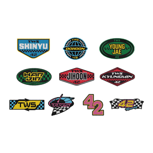 TWS [2026 Season’s Greetings: Holiday House] Wappen