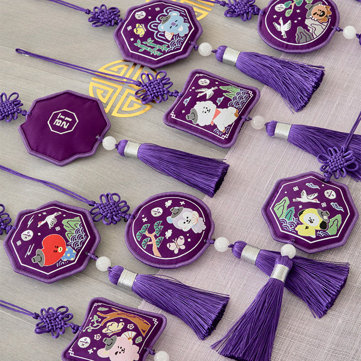 BT21 [Premium K-Edition] Embroidered Tassel Keyring
