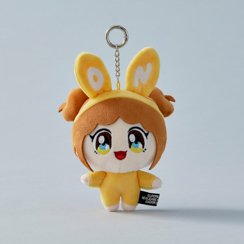 NewJeans [Supernatural Pop Up] NewJeans X MURAKAMI Plush Keyring