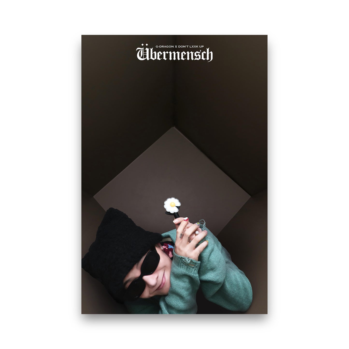 G-DRAGON X DON'T LXXK UP [Ubermensch] Artist Frame Photo