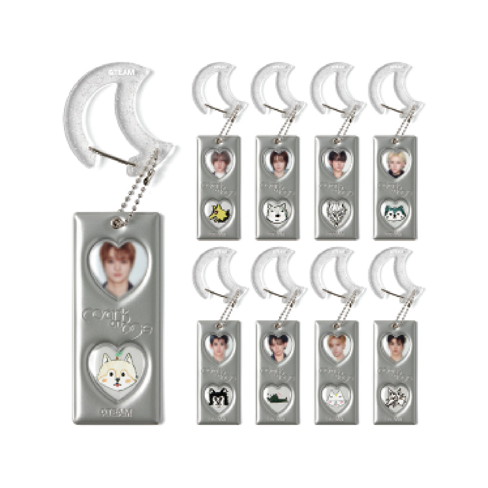 &TEAM [Mark on Me] Photo Frame Carabiner