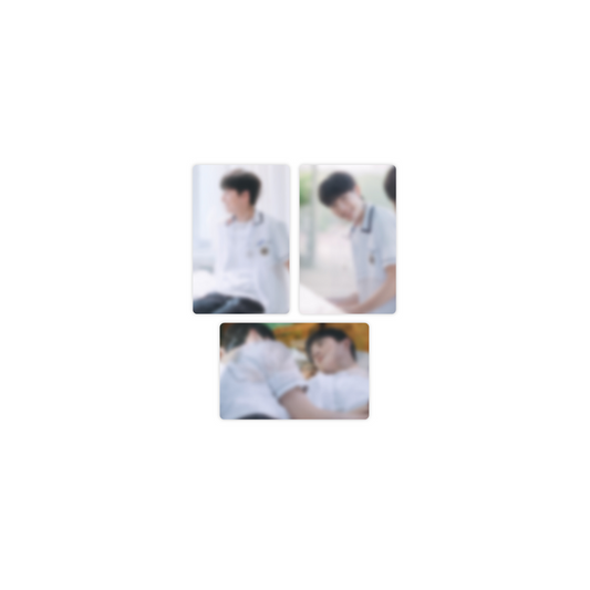 A Breeze of Love Lenticular Photocard Set