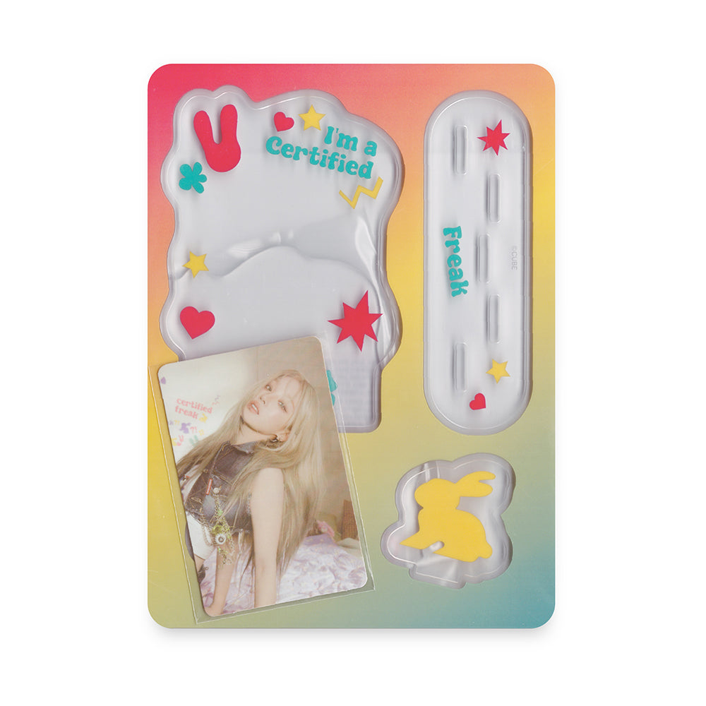 (G)I-DLE YUQI [Happy Freak Day Pop-Up Store] Photocard Stand