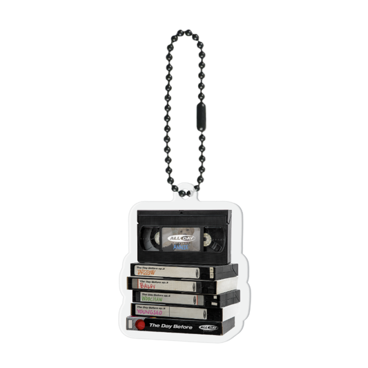 ALLDAY PROJECT [FAMOUS] VHS Keyring