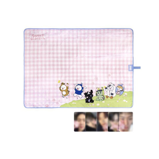 MONSTA X [MONMUNGCHI X Sweet Blossom] Picnic Mat