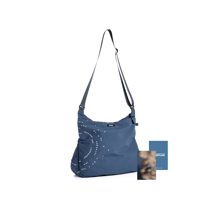 LE SSERAFIM [PUREFLOW] Cross Bag