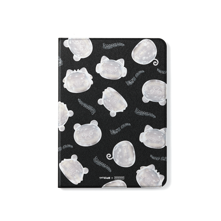 LE SSERAFIM [FIM'S CLUB X EARP EARP] iPad Cover (Black Pattern)