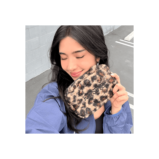 KATSEYE [Essentials] Fuzzy Ear Pouch