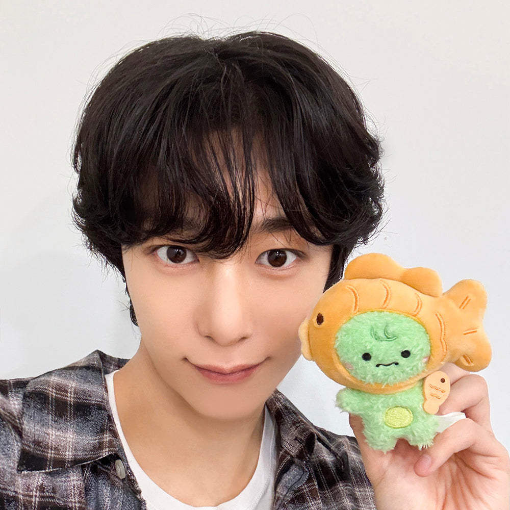 MONSTA X [2025 MONMUNGCHI X Winter Edition] Bungeoppang Costume Mini Plush Doll Keyring