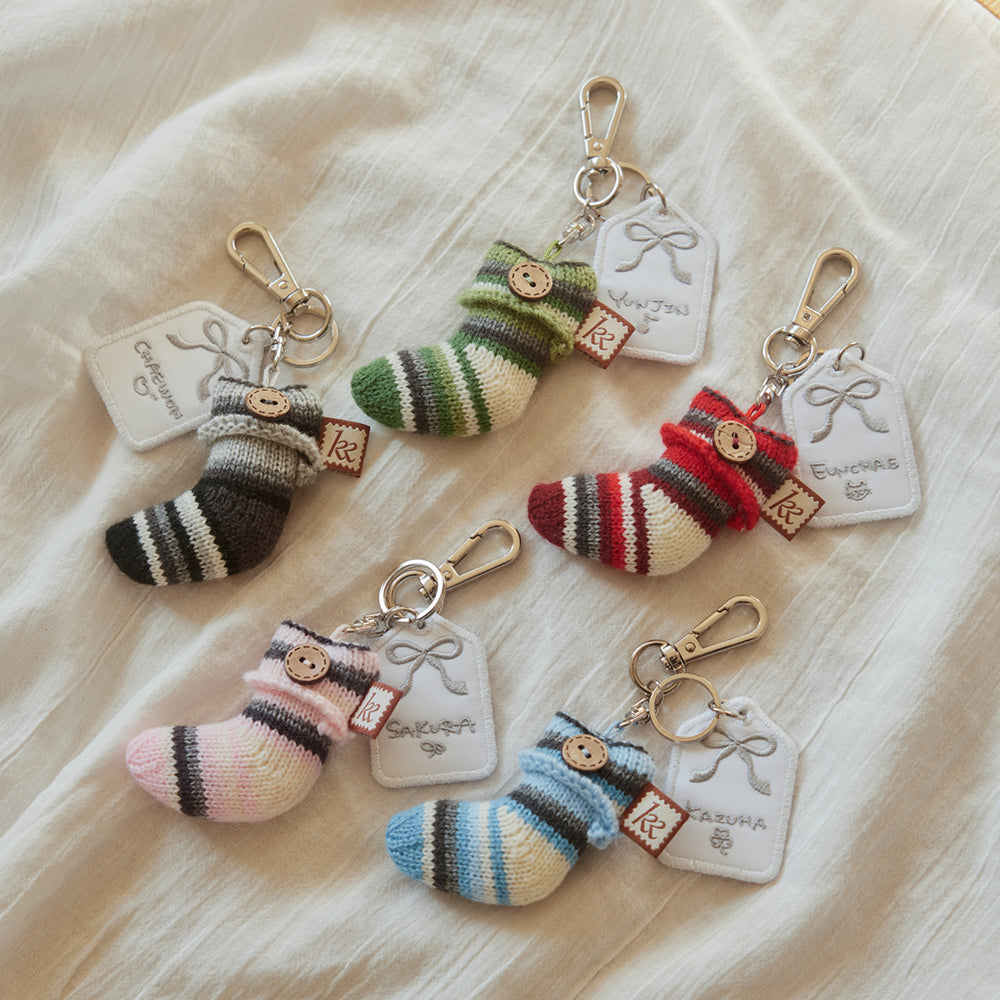 LE SSERAFIM [KKUROCHET Holiday Edition] Sock Ornament Keyring