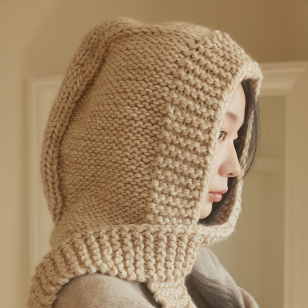 LE SSERAFIM [KKUROCHET Holiday Edition] Hooded Scarf
