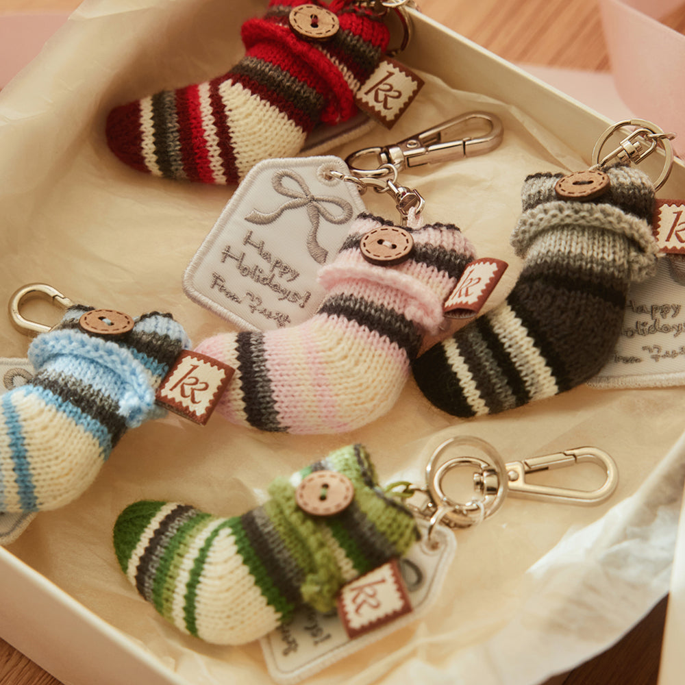 LE SSERAFIM [KKUROCHET Holiday Edition] Sock Ornament Keyring
