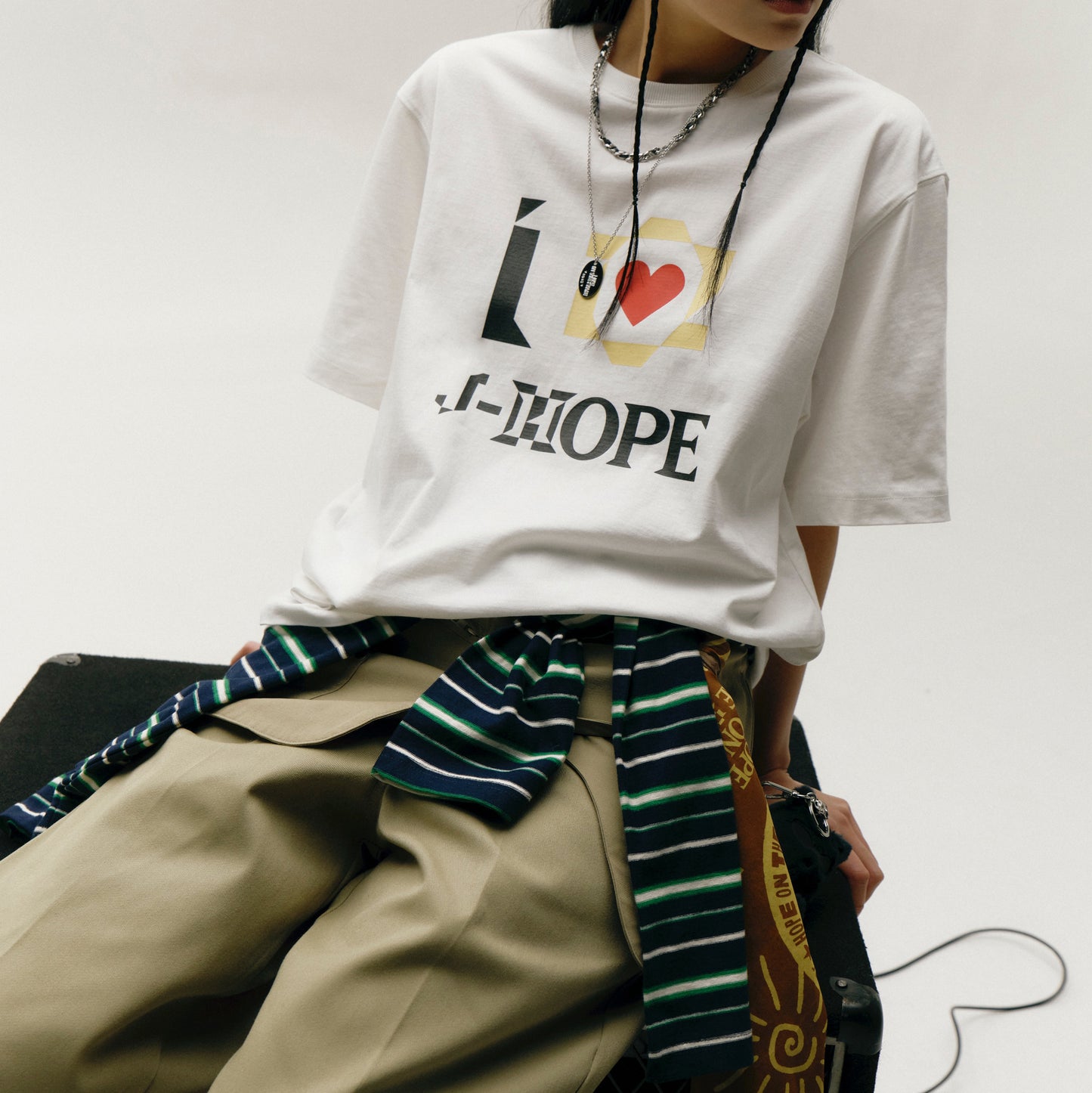 (Pre-Order) BTS J-Hope [HOPE ON THE STAGE] S/S T-Shirt