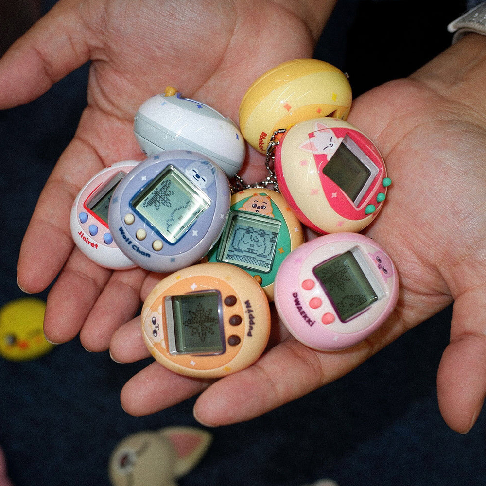 STRAY KIDS SKZOO Tamagotchi & Case Set