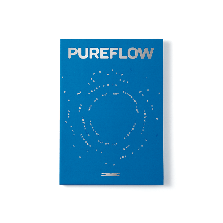 LE SSERAFIM [PUREFLOW] Photo Book