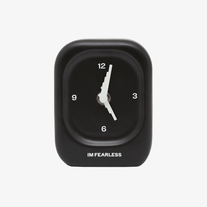 LE SSERAFIM [2024 S/S Pop Up] Mini Clock