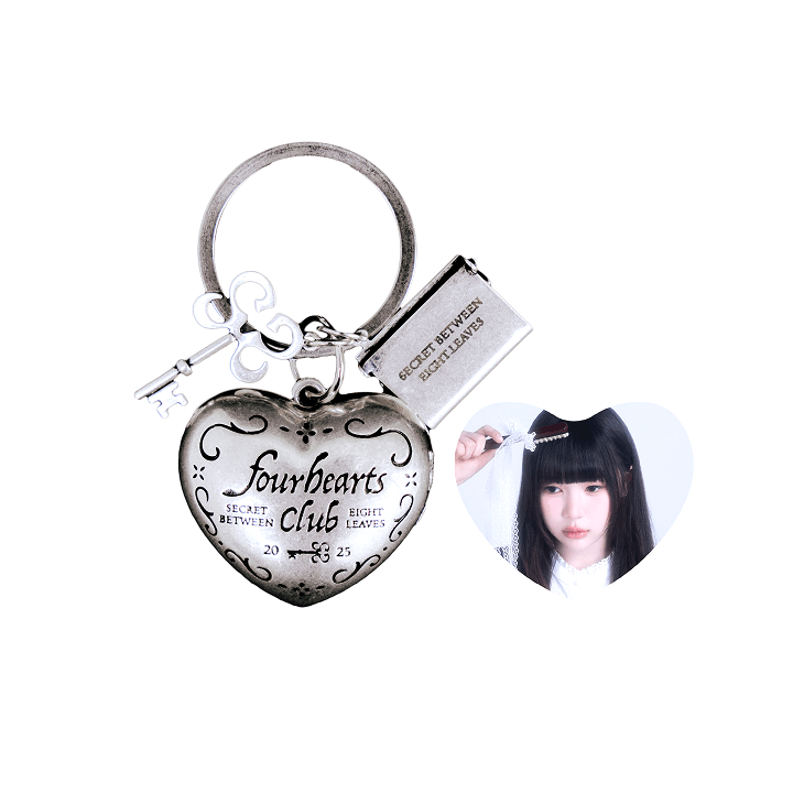 Hearts2Hearts [Four Hearts Club] Heart Pendant Keyring Set