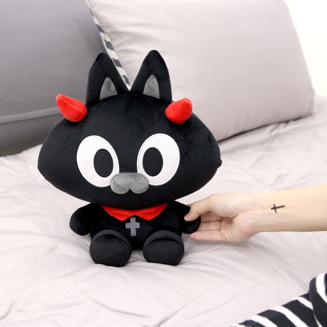 MY DEMON Meo Keyring & Plush Doll