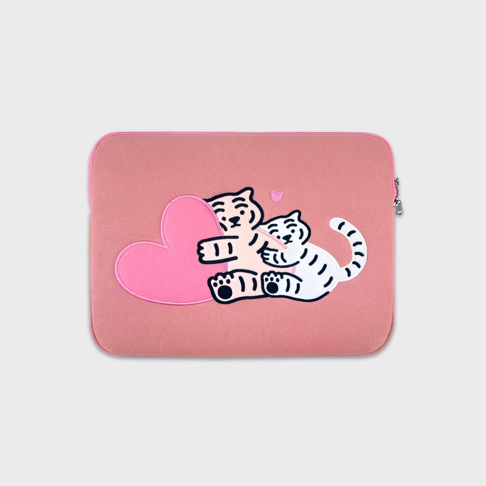 MUZIK TIGER Hug Tiger Tablet Pouch