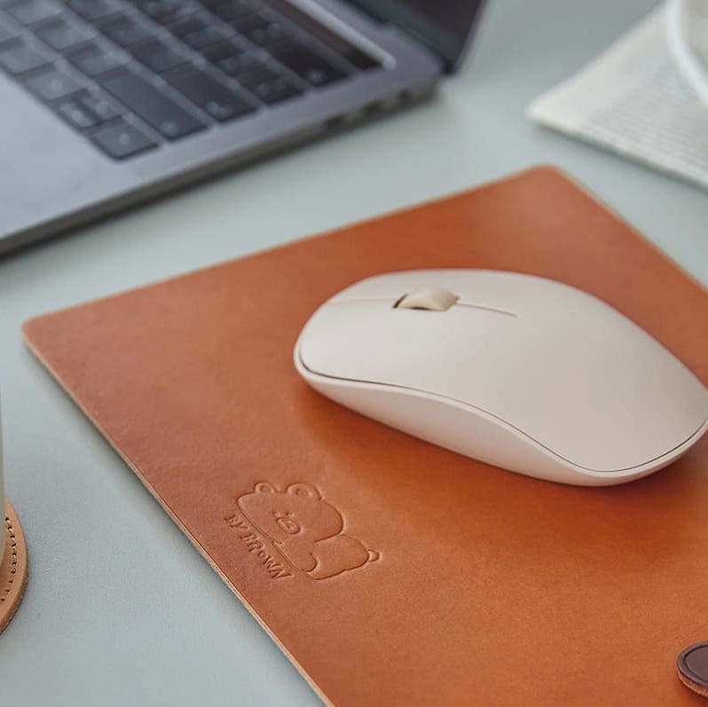 LINE FRIENDS Original Leather Mousepad