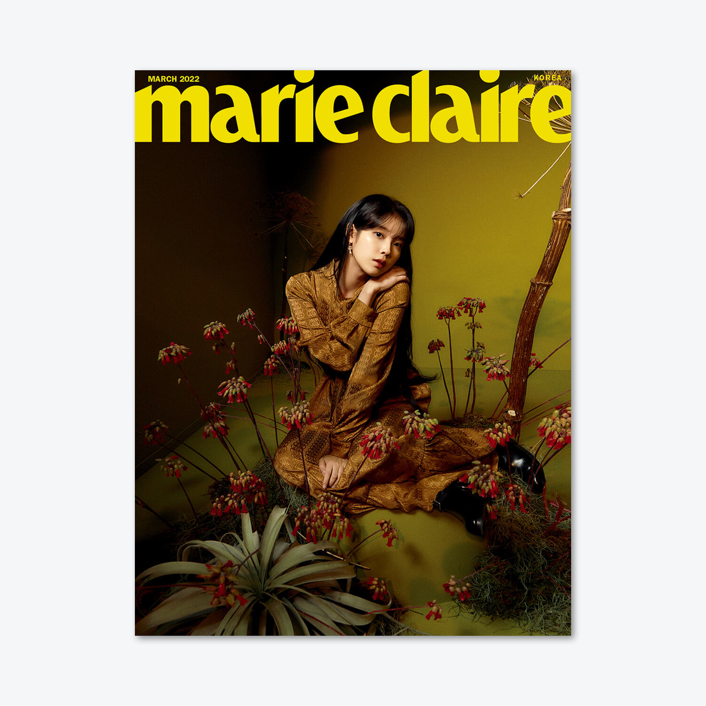 marie claire Korea Magazine March 2022 : IU Cover