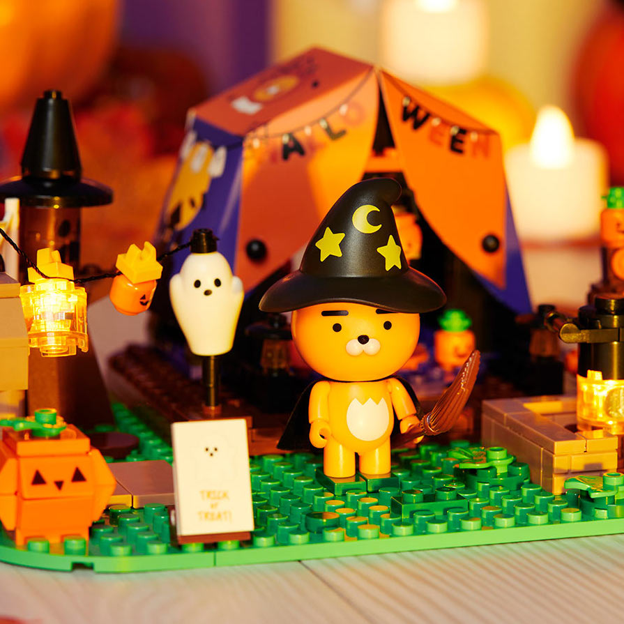 KAKAO FRIENDS Halloween Brick Figure Set