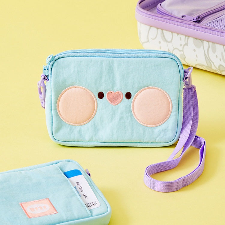 BT21 minini Travel Pocket