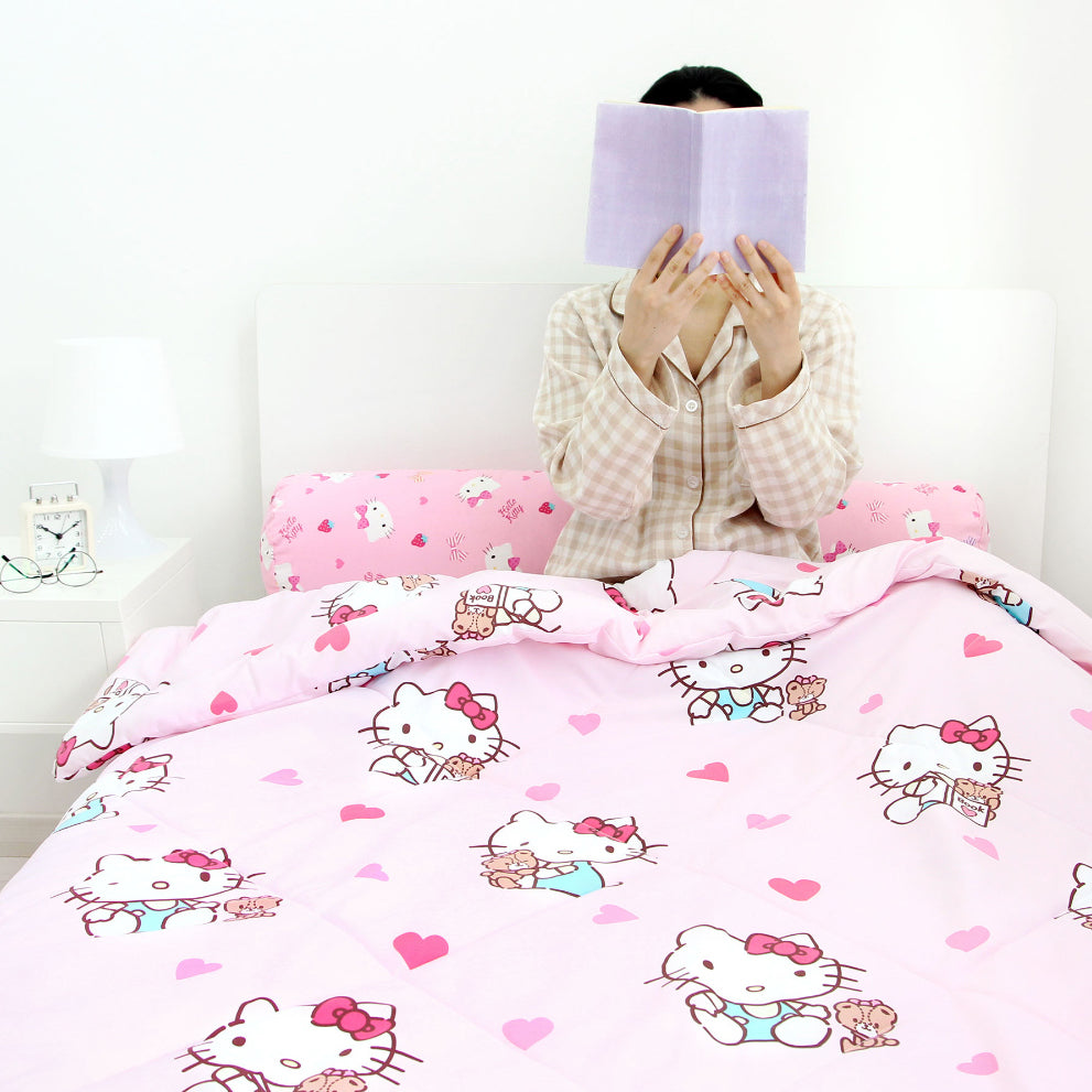 SANRIO HELLO KITTY Reversible Comforter Blanket (Heart)