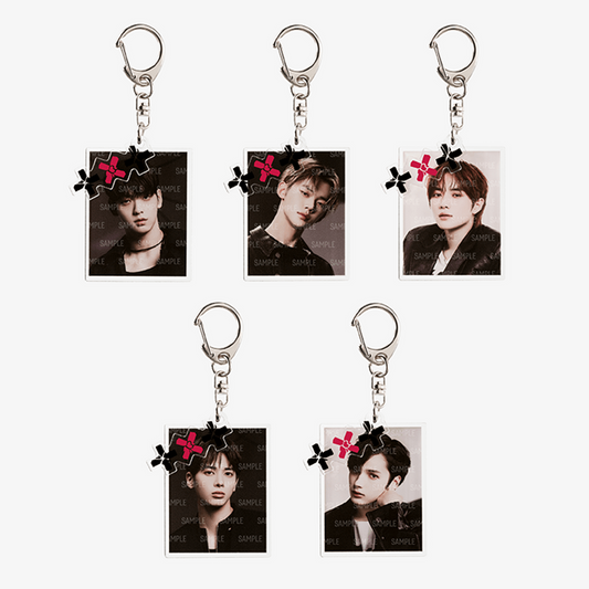 TXT GOOD BOY GONE BAD Photo Keyring (Random)