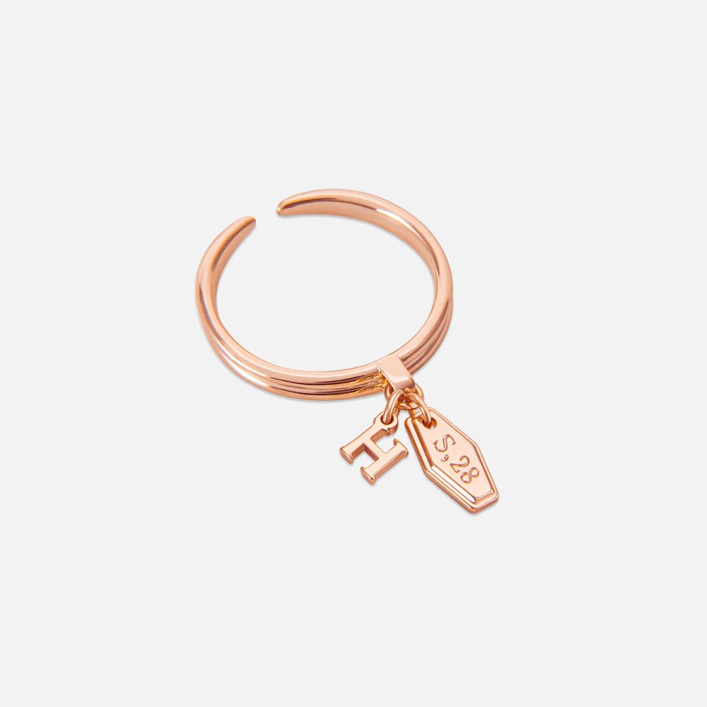 WayV HENDERY Artist Birthday Initial Ring