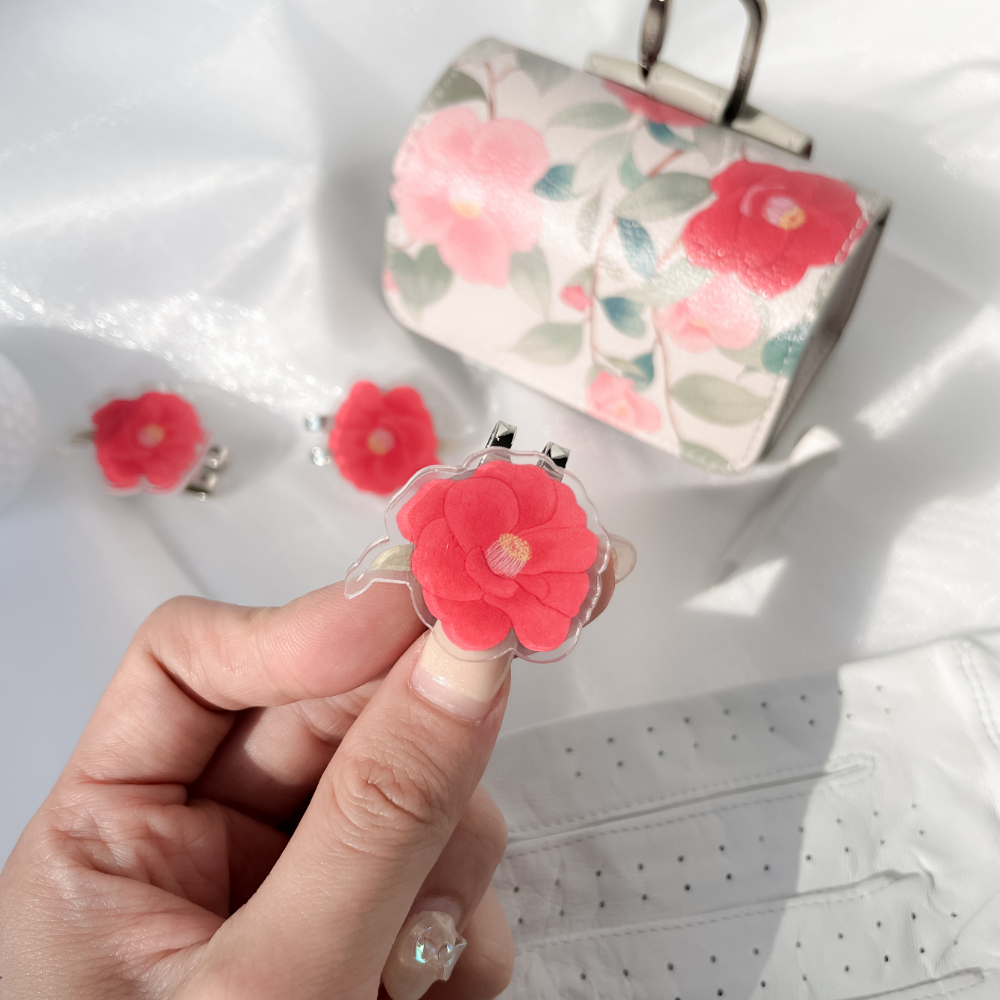 Korean Camillia Golf Ball Case + Ballmarker